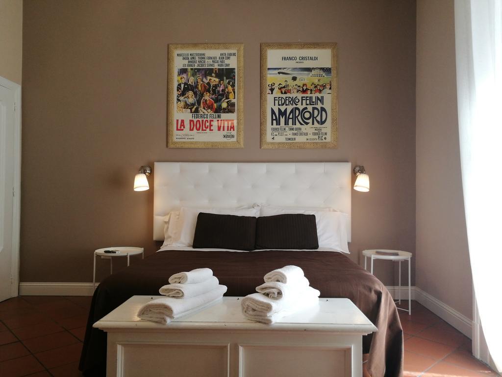 Bed Morelli 49 , Chiaia Nápoles Exterior foto