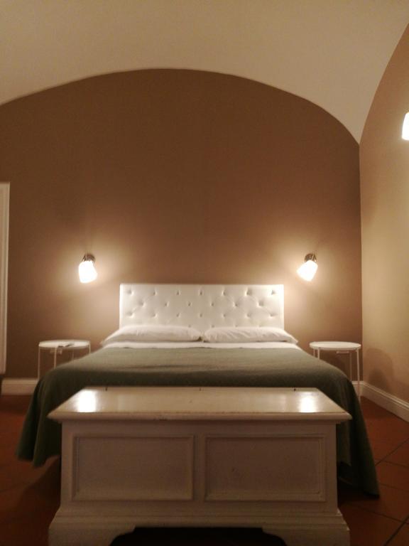 Bed Morelli 49 , Chiaia Nápoles Exterior foto