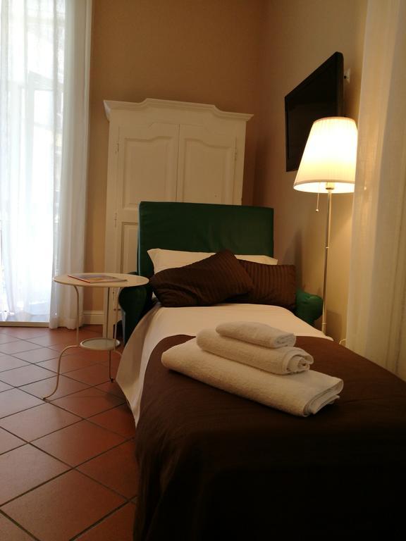 Bed Morelli 49 , Chiaia Nápoles Exterior foto